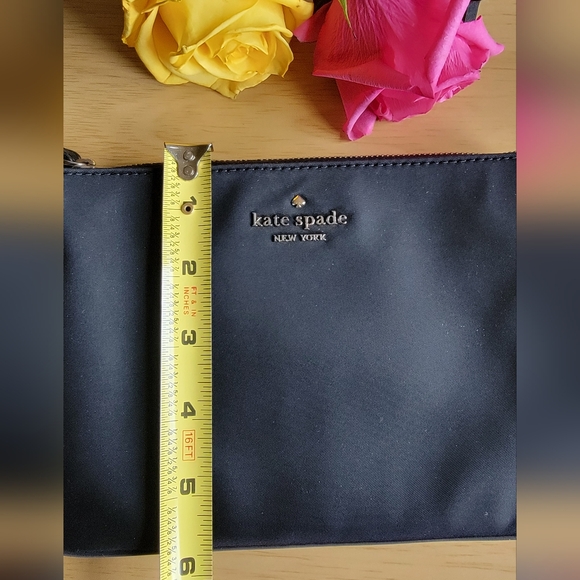 NWOT* KATE SPADE ♠️ Chelsea Medium Nylon Black Pouch Wristlet & 3 Heart necklace - Picture 8 of 10